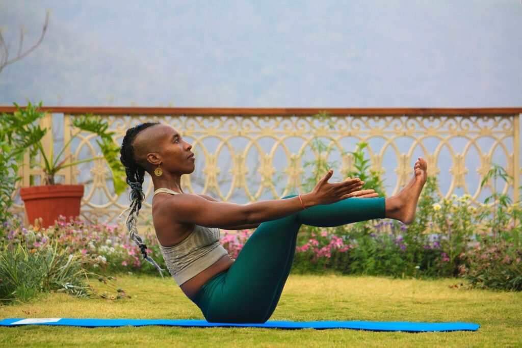 boat yoga pose by yogi intermediate yoga to build focus for Artists
